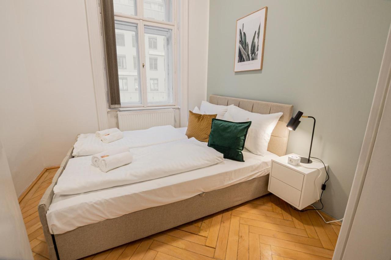 Charming Perfect For 4-6 Tram, Self-checkin * Vienne
