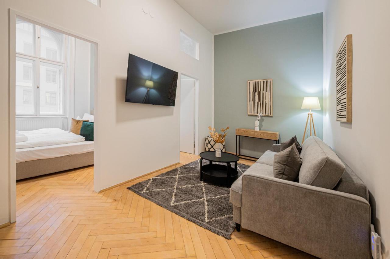 Appartement Charming Perfect For 4-6 Tram, Self-checkin *